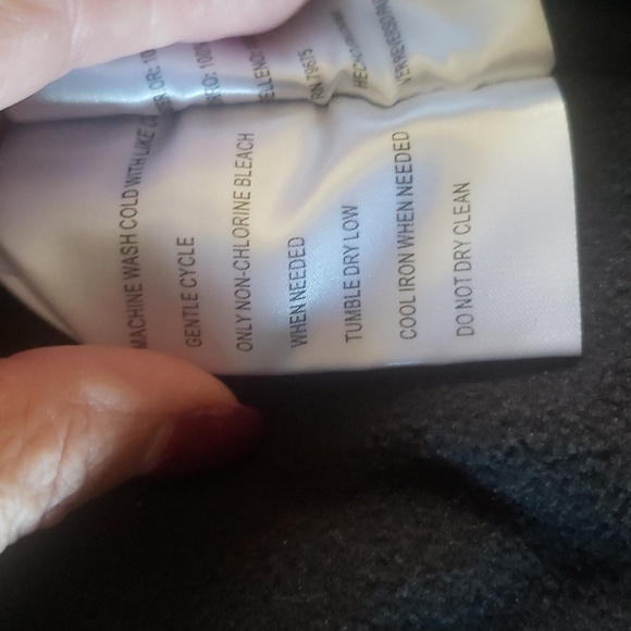 Michael Kors youth 8 black jacket - Picture 9 of 9